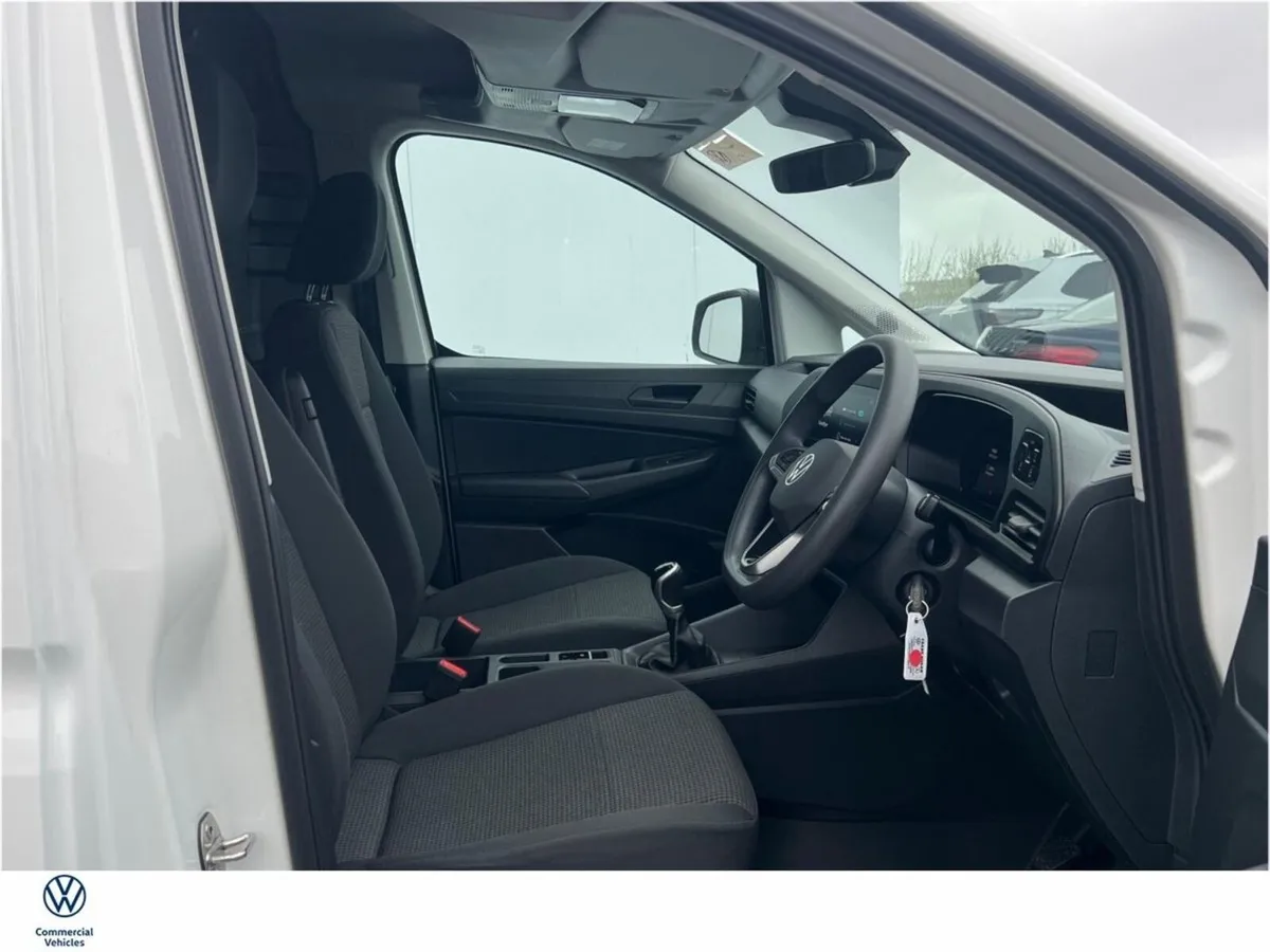 Volkswagen Caddy CADDY CARGO TDI 102BHP  M6F 2DR(E - Image 2