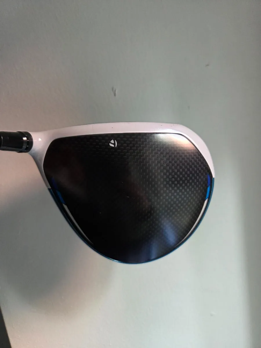 Taylormade Sim2 Max Driver - Image 1