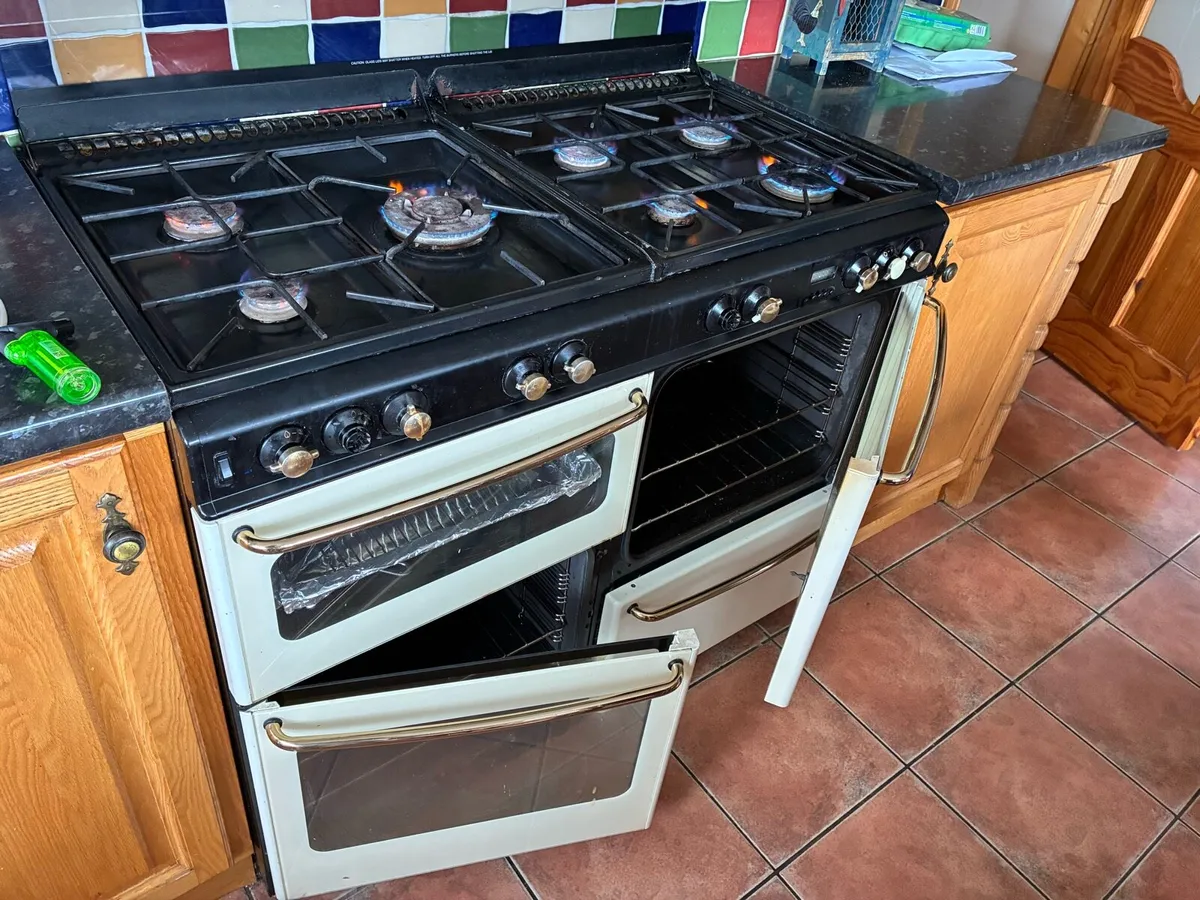 Range cooker - Image 2