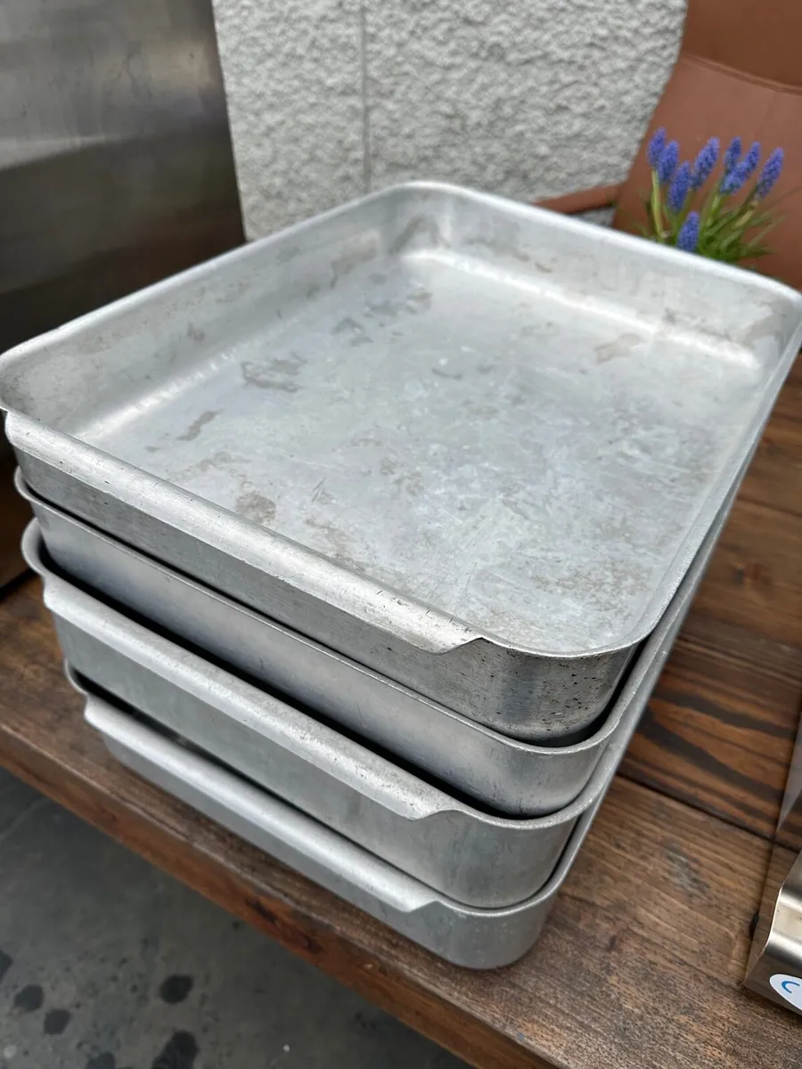 Cafe contents/equipment - Image 4