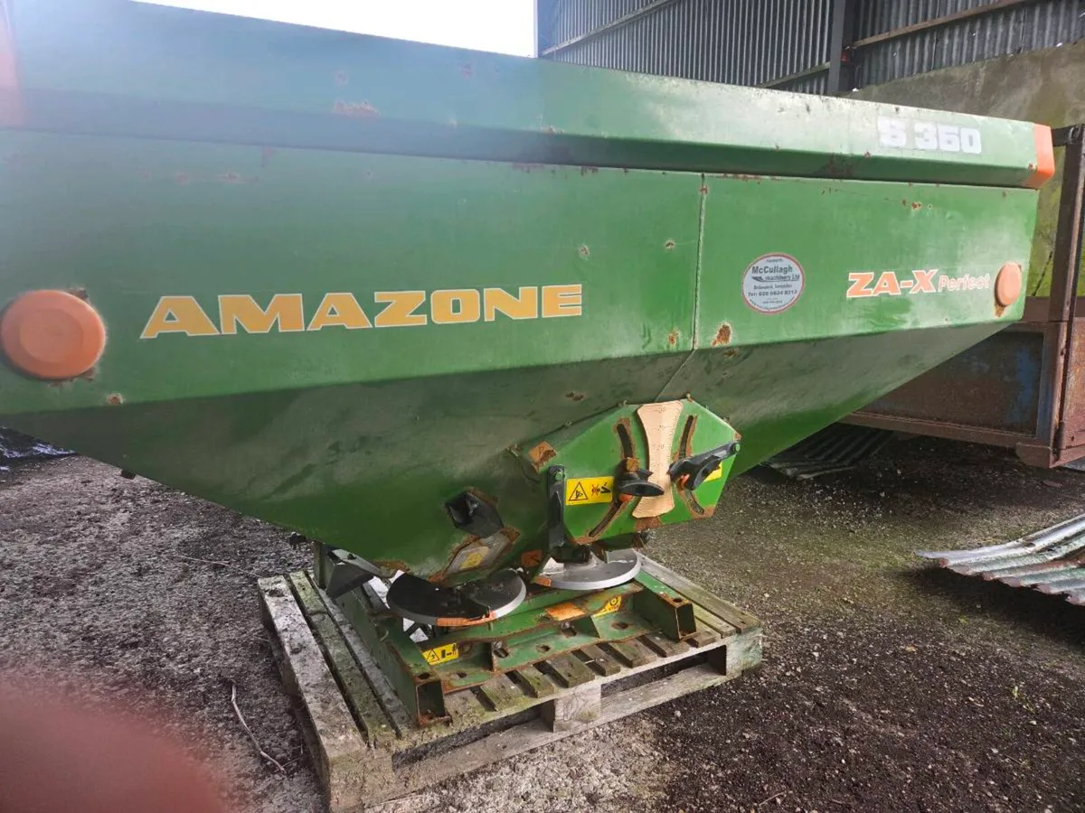 Fertiliser spreader - Image 3