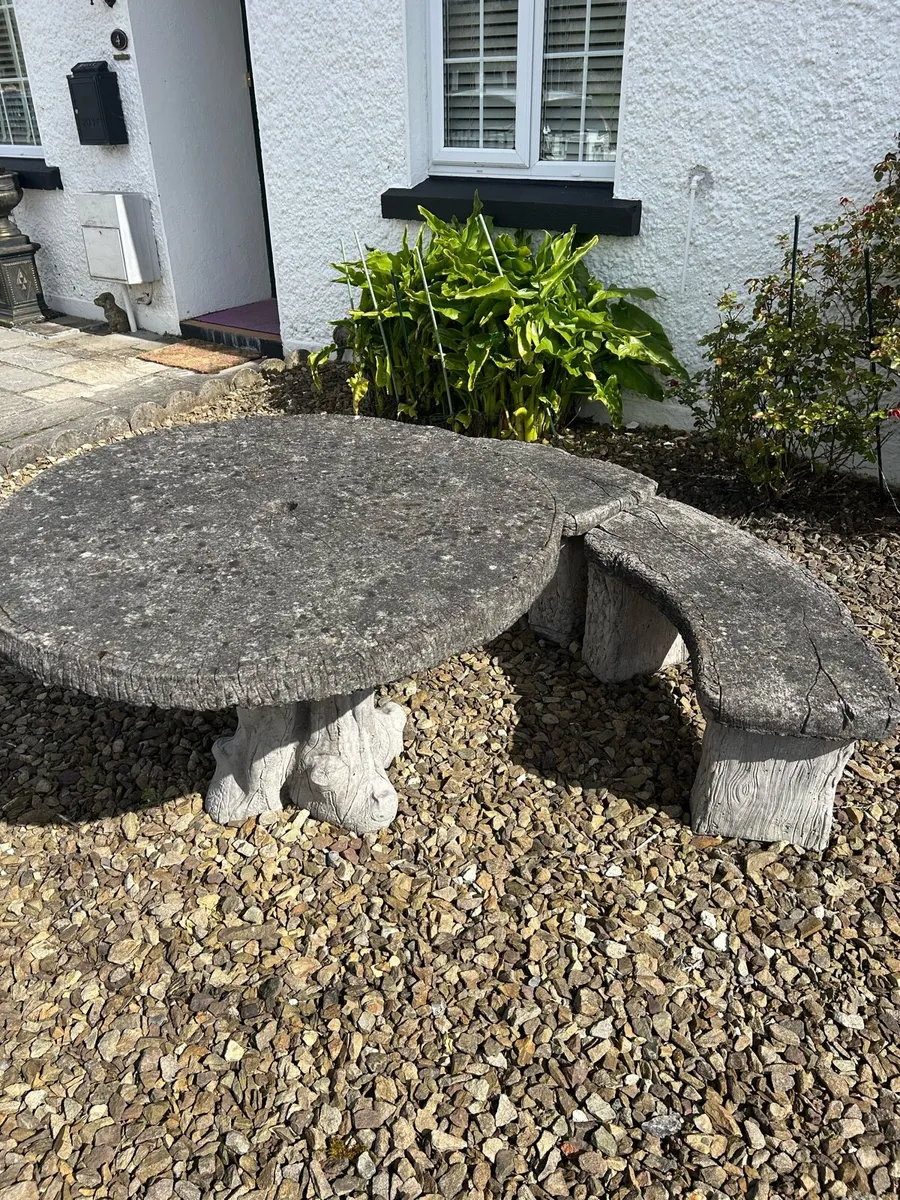 cast concrete (reconstituted stone) - Image 2