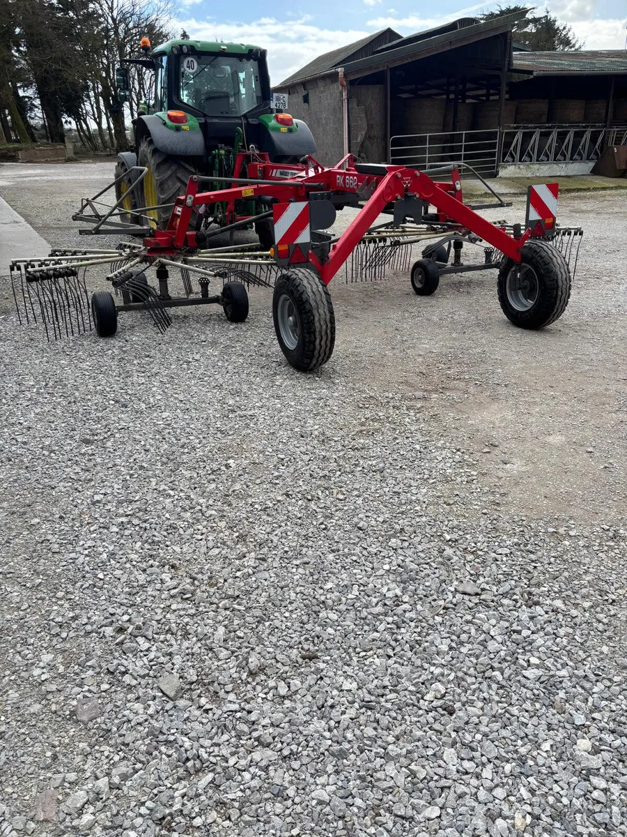 Massey Ferguson 662 20 foot rake - Image 3