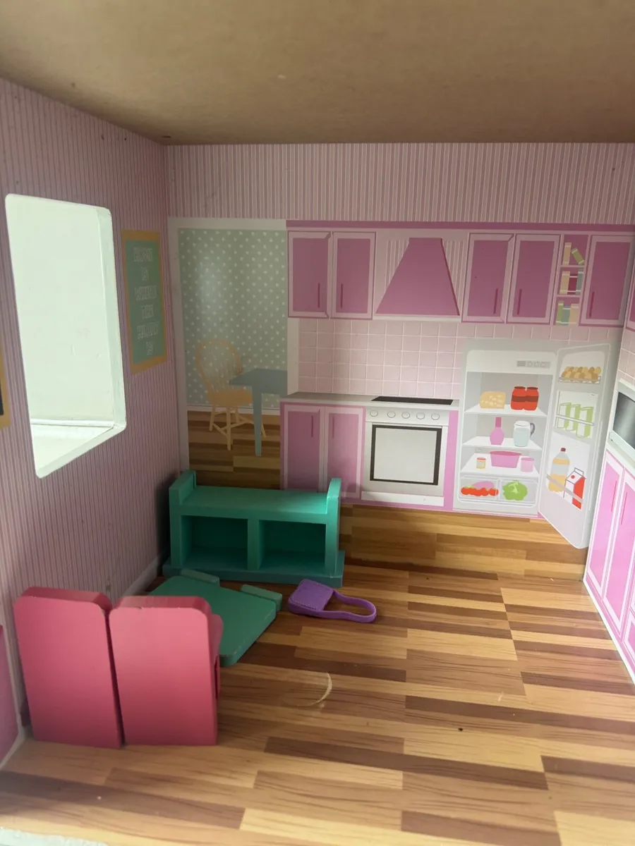 Large Doll House - Image 4