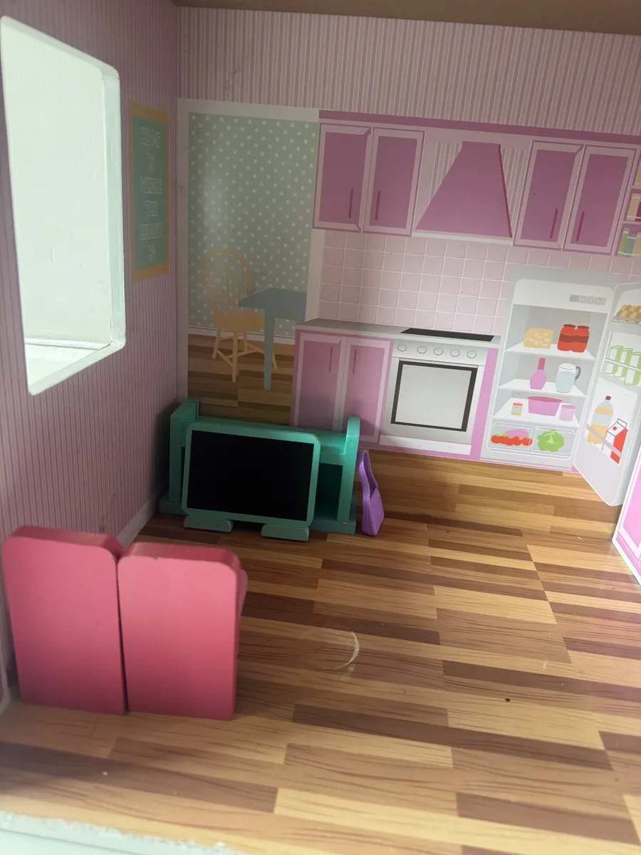 Large Doll House - Image 3