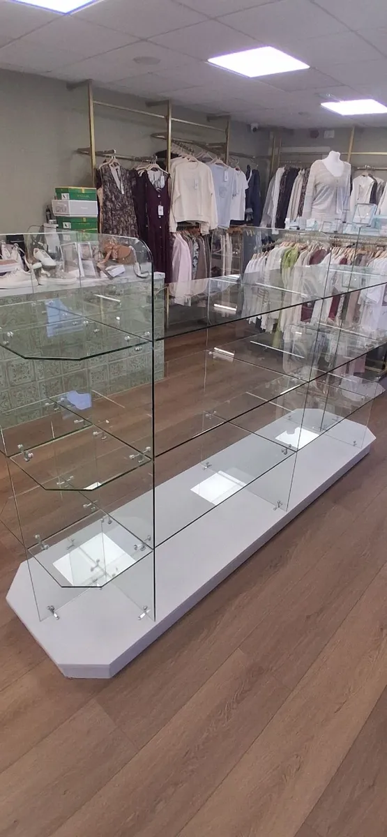 Glass gondola - Image 2