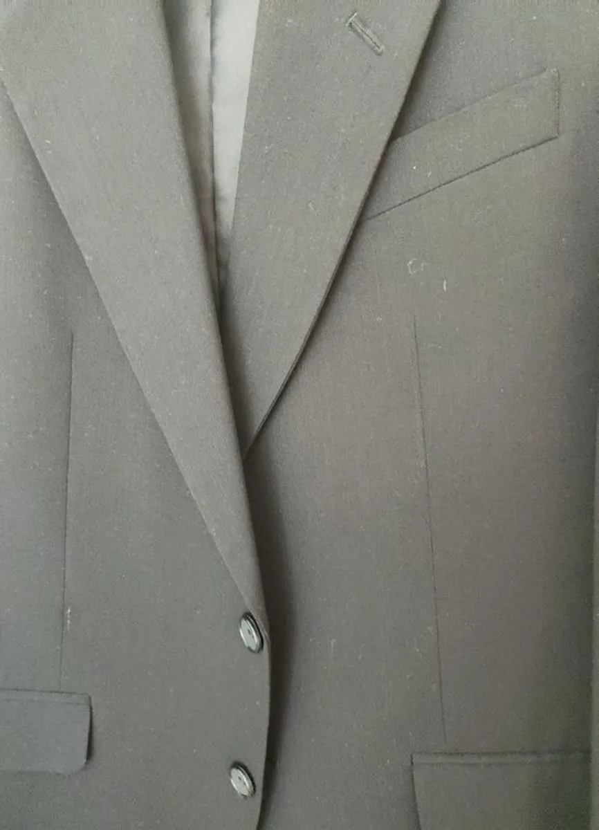 Mans navy jacket - Image 2