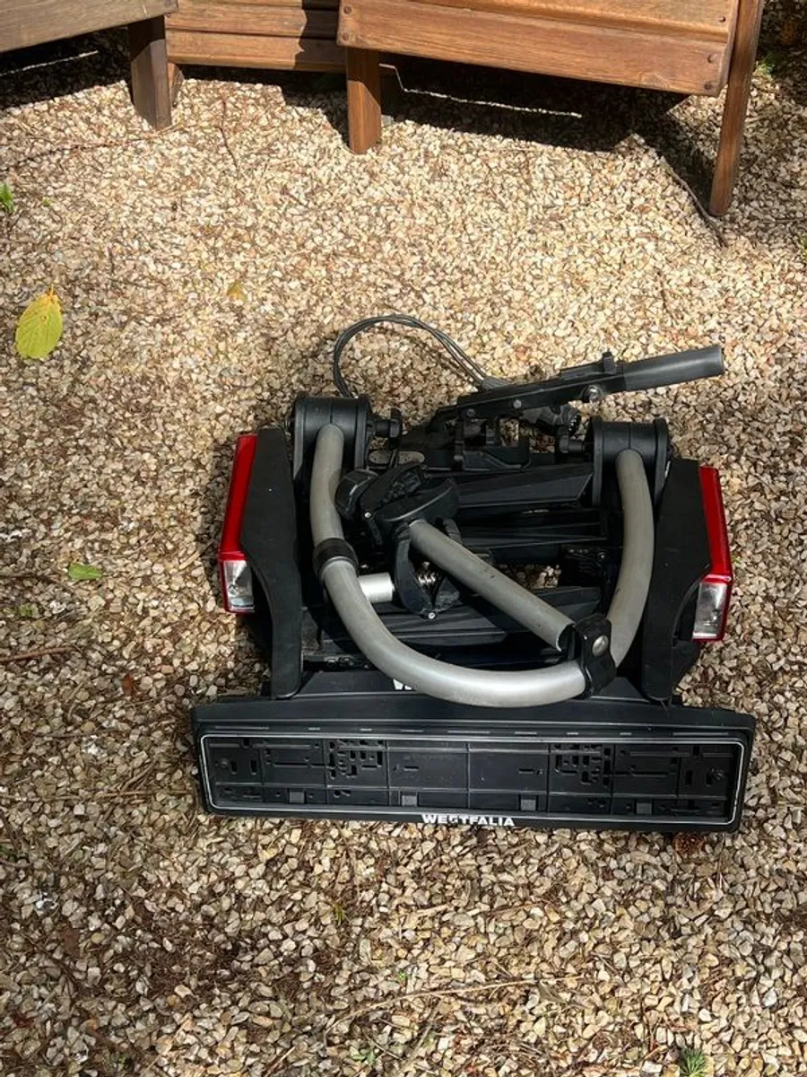 Westfalia towbar tilting bike rack 2 bikes, hardly used - Image 4