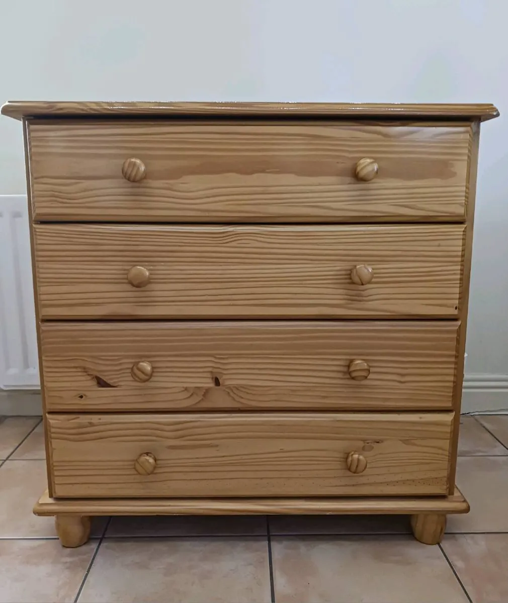 Chest of drawers - Image 1