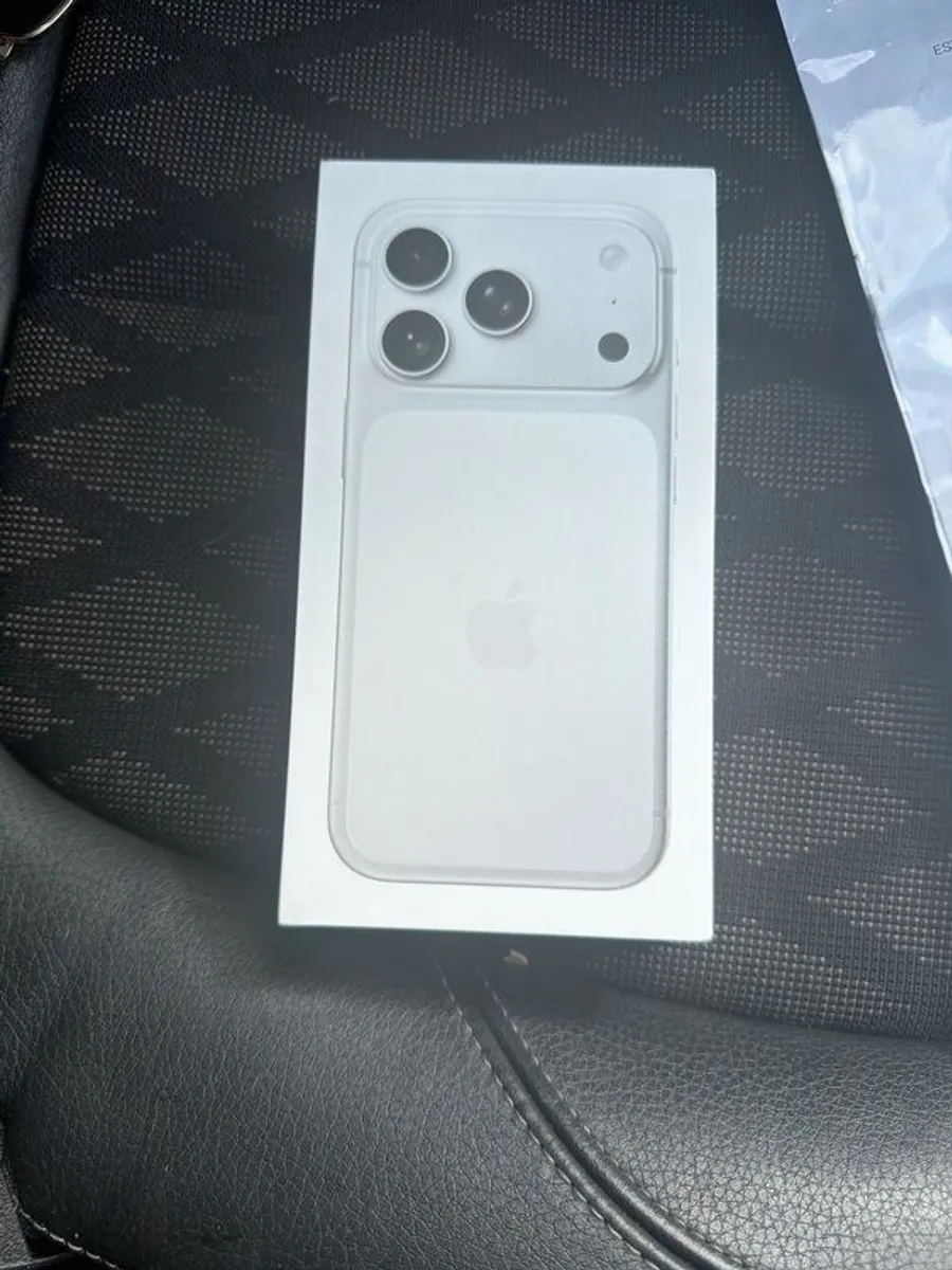 Iphone 17 Pro - Image 1