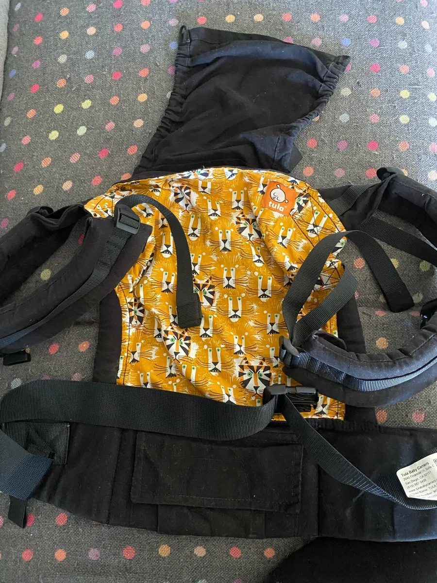 Baby sling carrier - Image 1