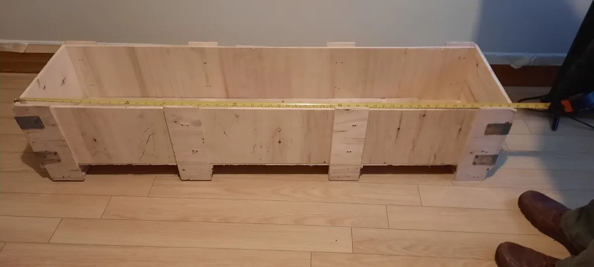 Box / storage- multiuse- planter box etc - Image 3