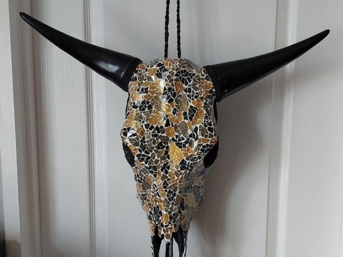 Glass Insert Bull Skull - Image 1