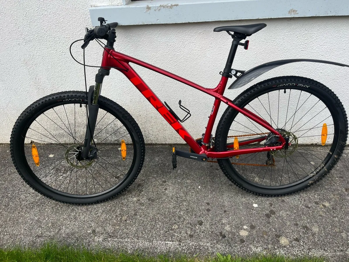 Trek Marlin 4 - Image 1