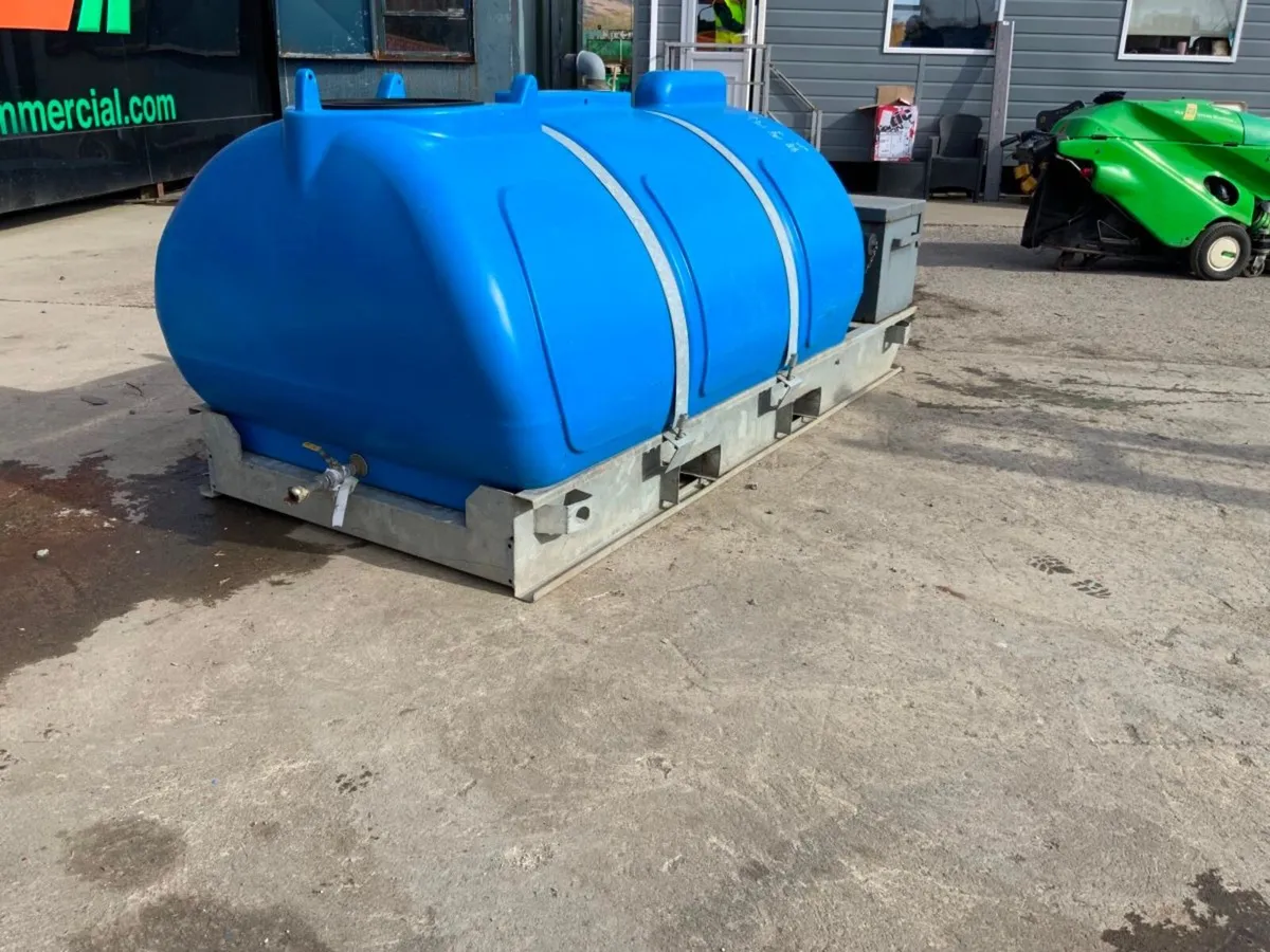 WESTERN STATIC WATER BOWSER & PUMP......1259. - Image 2