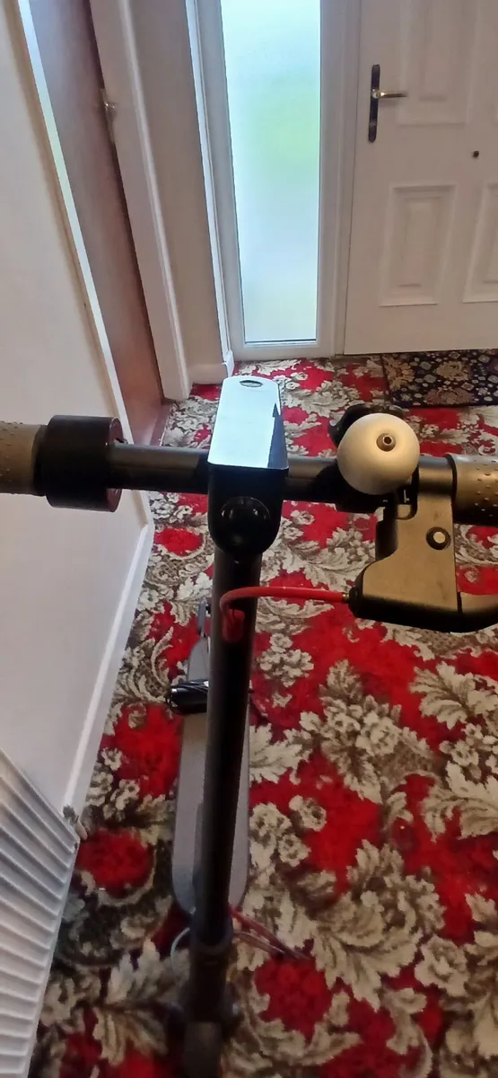 Xiaomi electric  scooter - Image 3