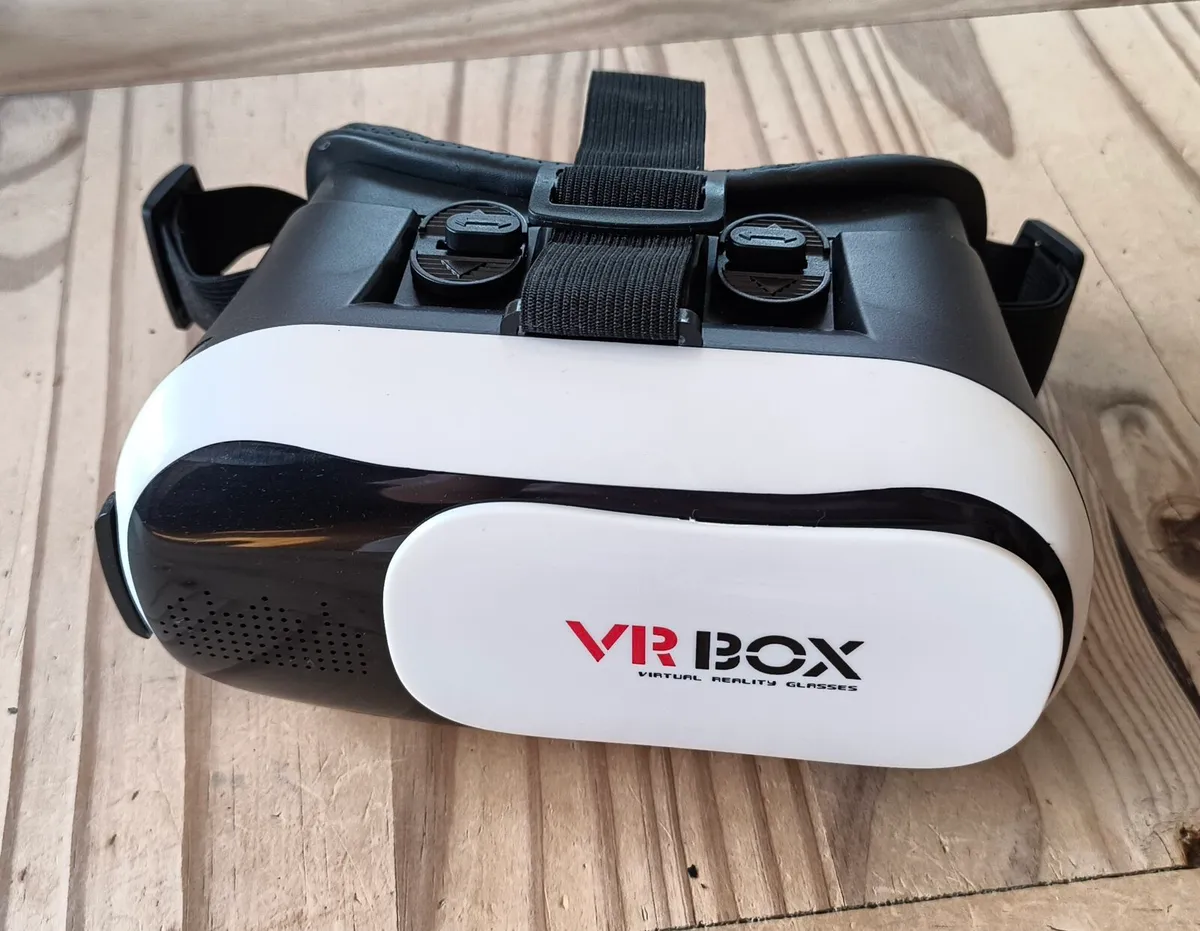 VR BOX VR headset - Image 1