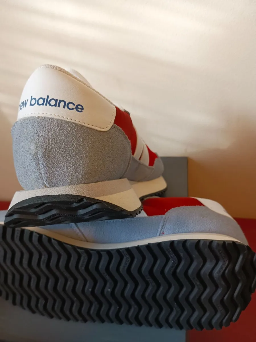 New Balance runners for men - Image 4