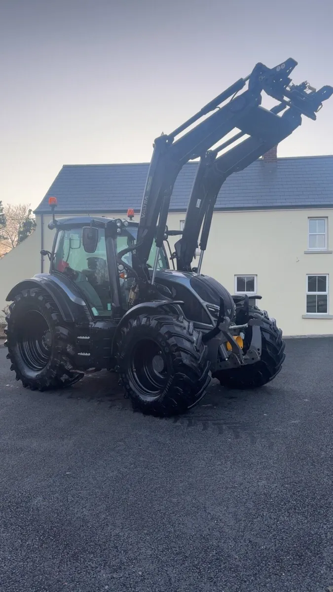2019 Valtra N174 Unlimited Edition - Image 1