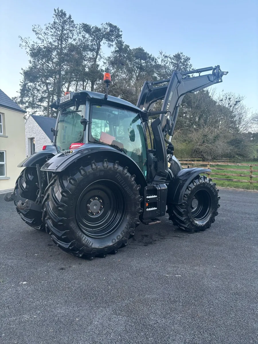 2019 Valtra N174 Unlimited Edition - Image 4