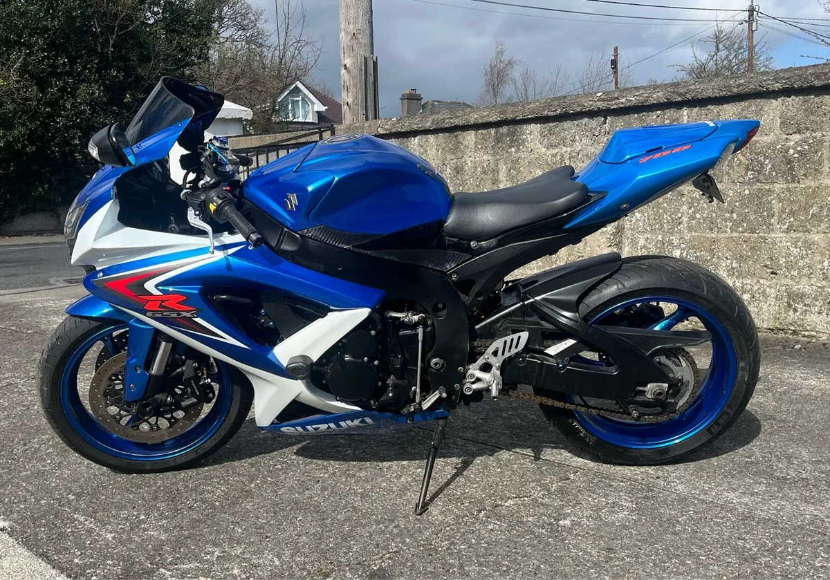 Suzuki GSXR 750 - Image 1