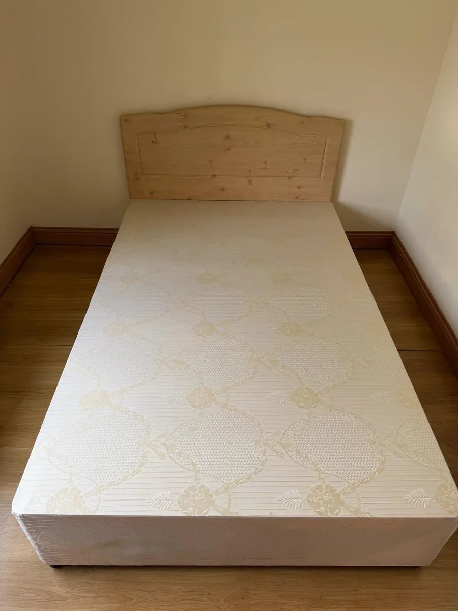 4ft small double divan bed - Image 1