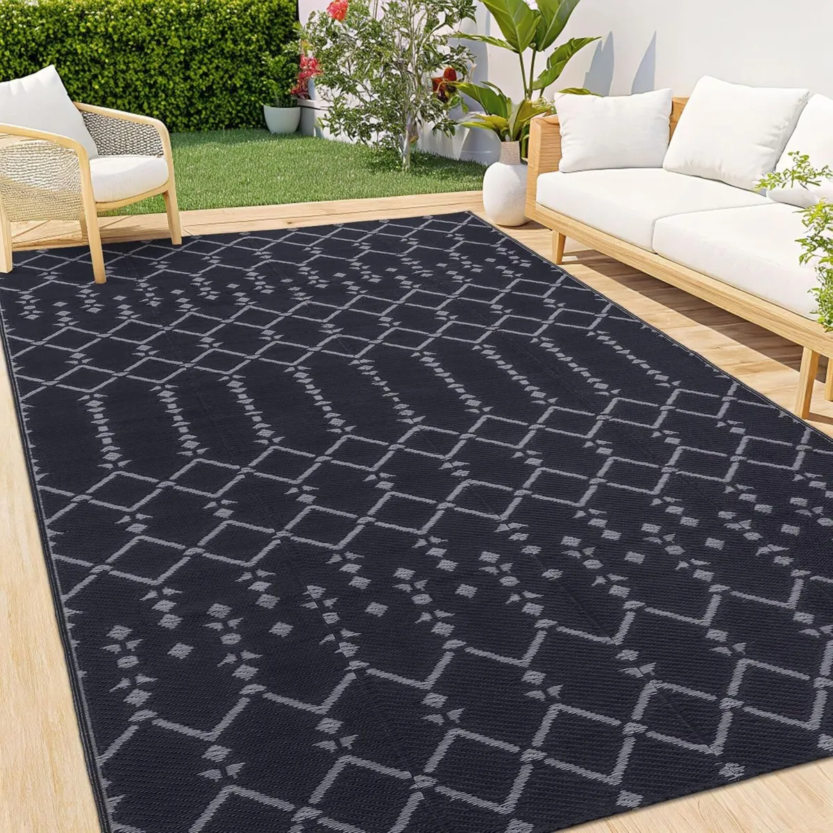 Outdoor Rug 270x360cm Waterproof Reversible - Image 1