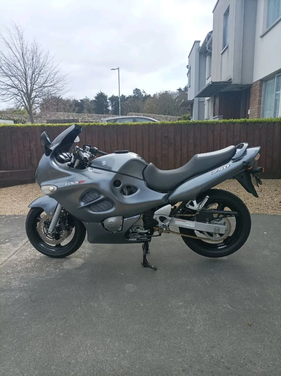 2007 GSXF 750 - Image 2