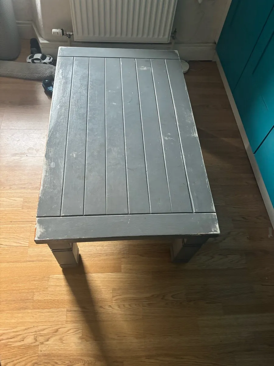 Pine Coffee table - Image 2