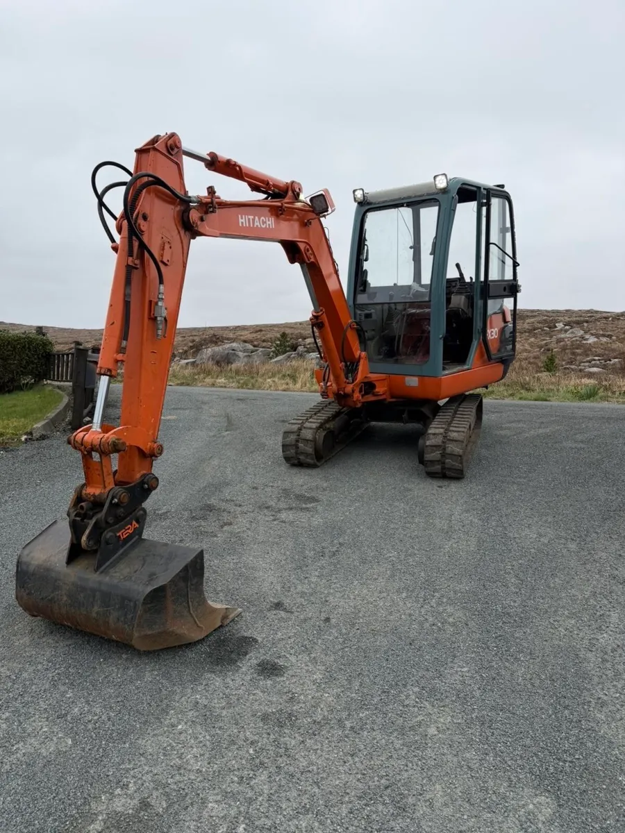 Hitachi ex30 - Image 2