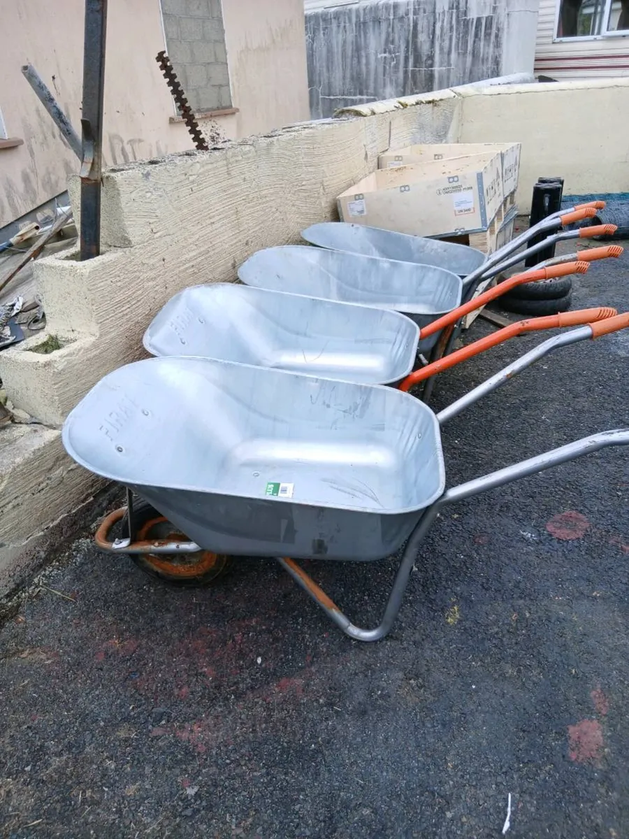 Wheel barro - Image 1