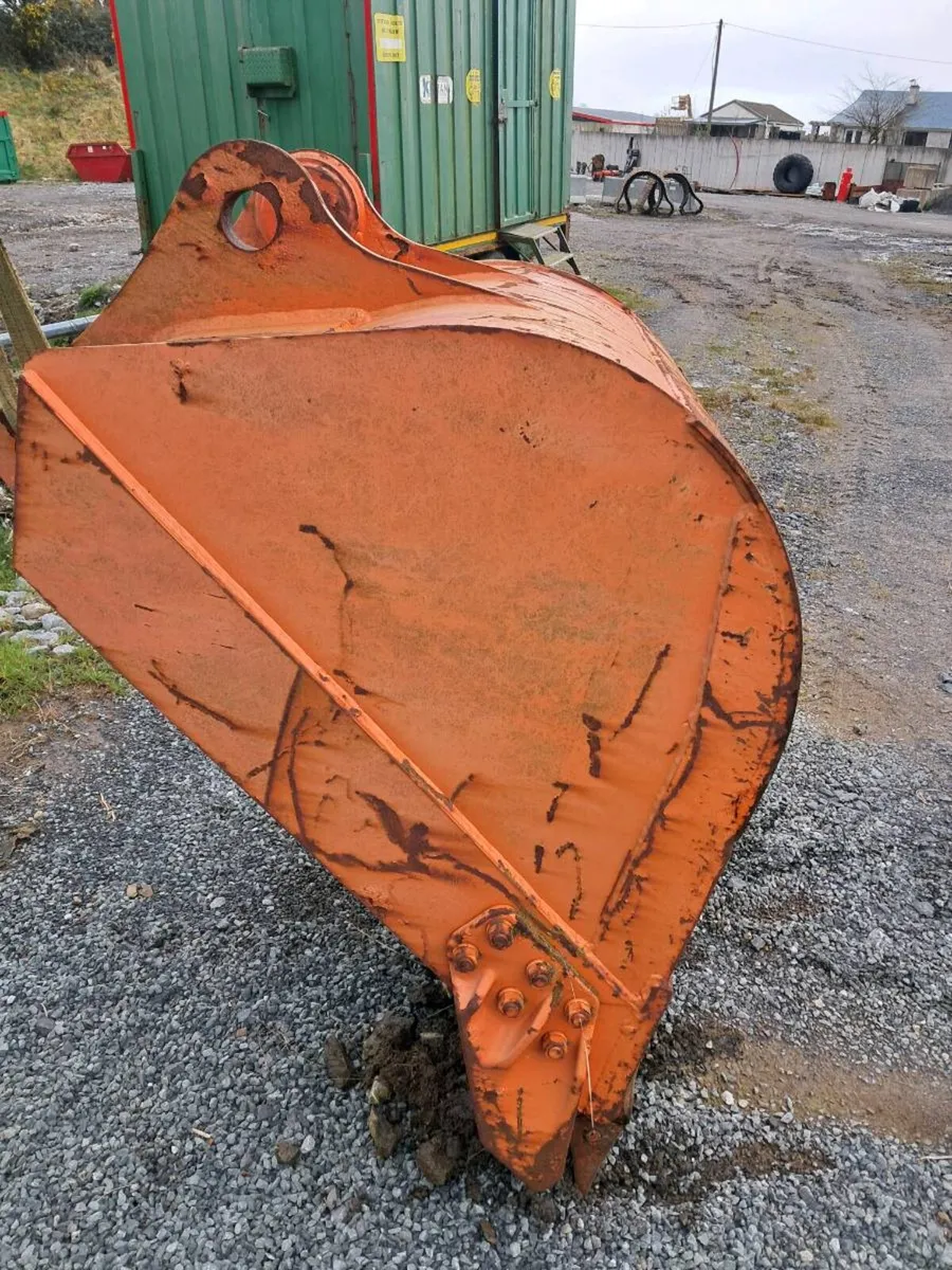 Unused Digging Bucket - Image 2