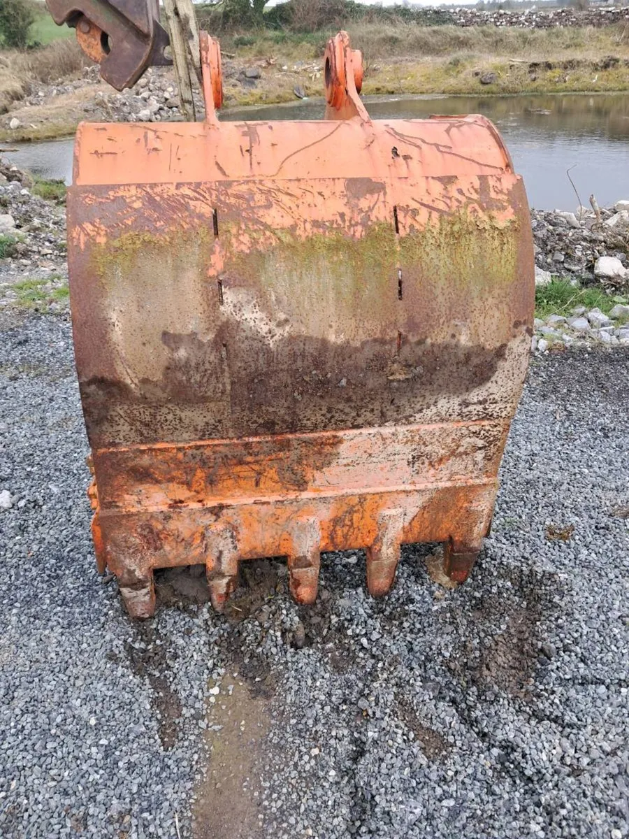 Unused Digging Bucket - Image 3