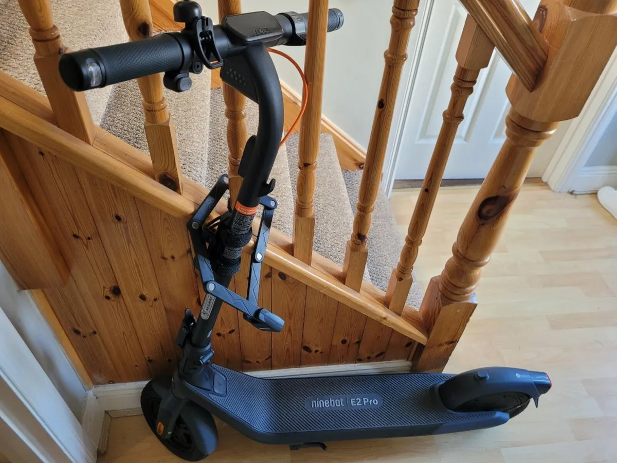 Electric Scooter Ninebot e2 Pro - Image 2