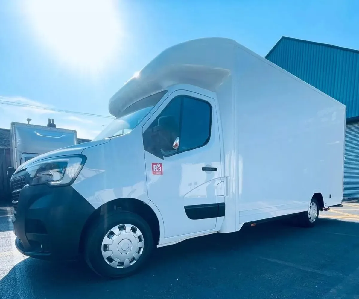 2022 Renault Master Luton Low Loader Box Van - Image 1