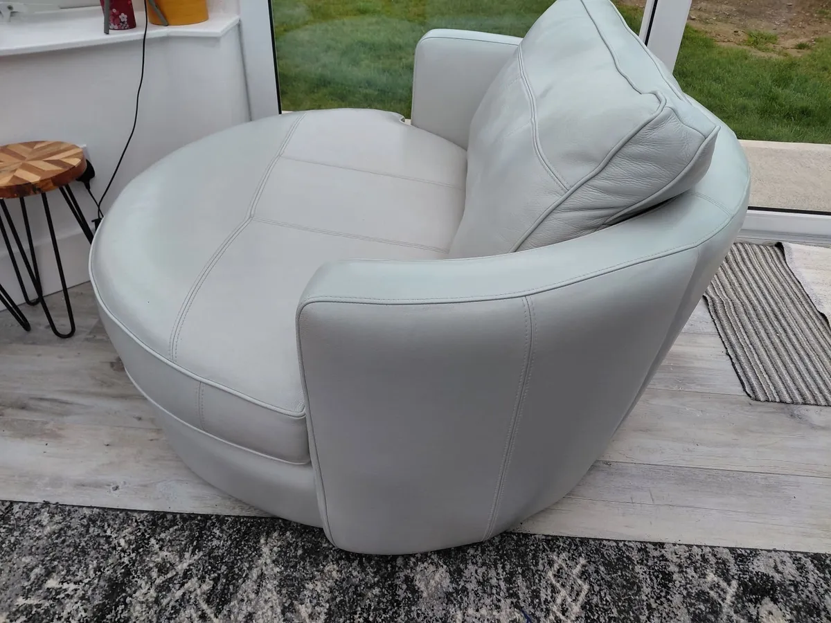 Leather swivel chair - Image 4