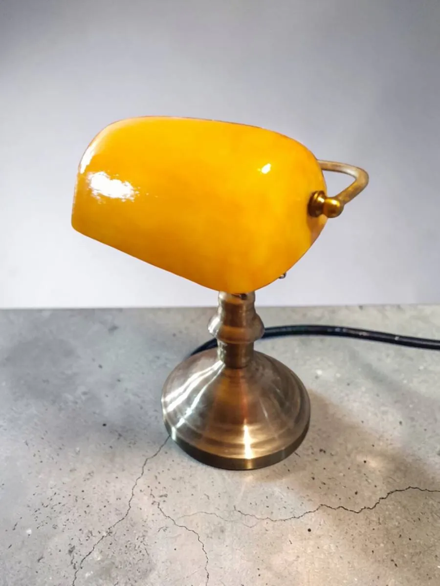 Large banker's lamp marbled amber - Image 2
