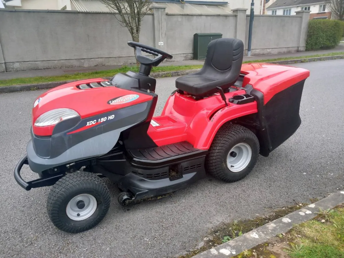 Ride on lawnmower - Image 2