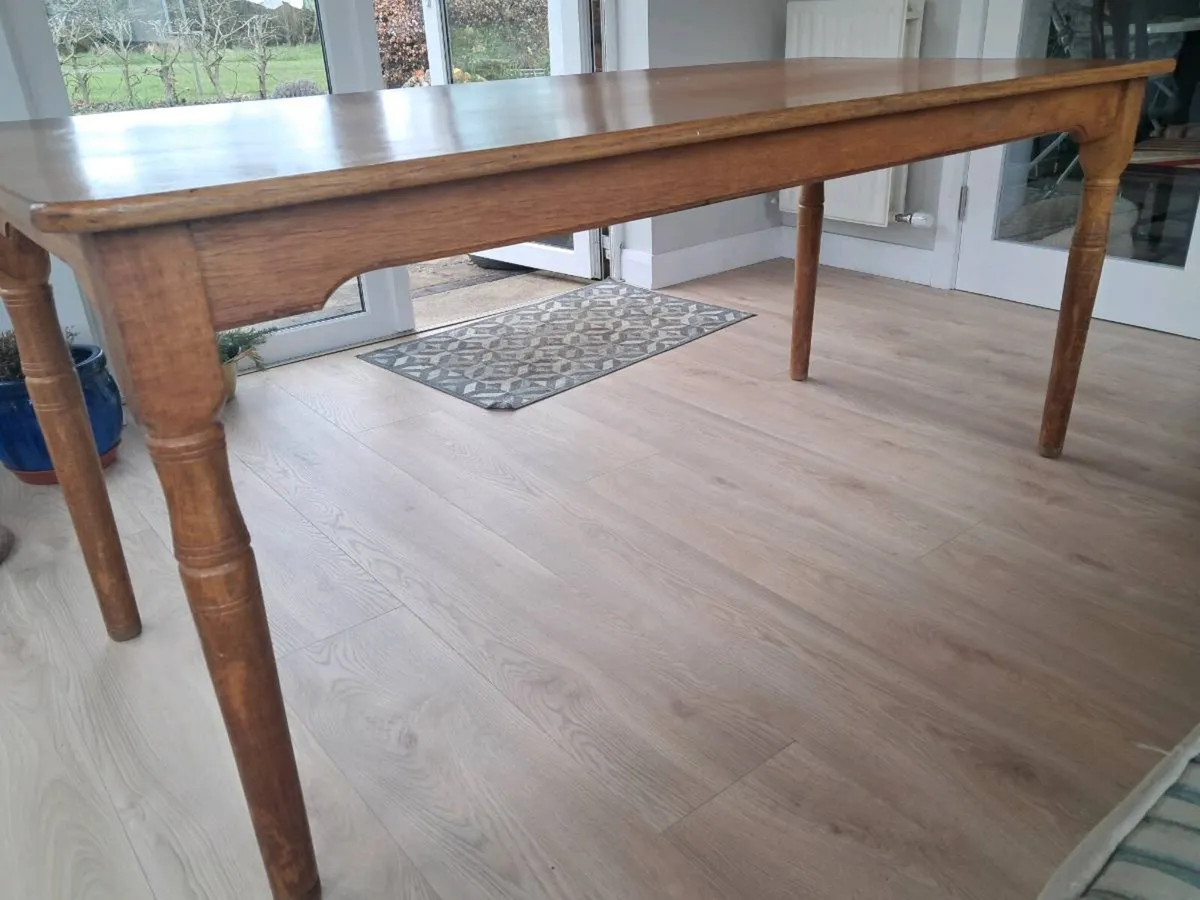 Kitchen Table - Image 3