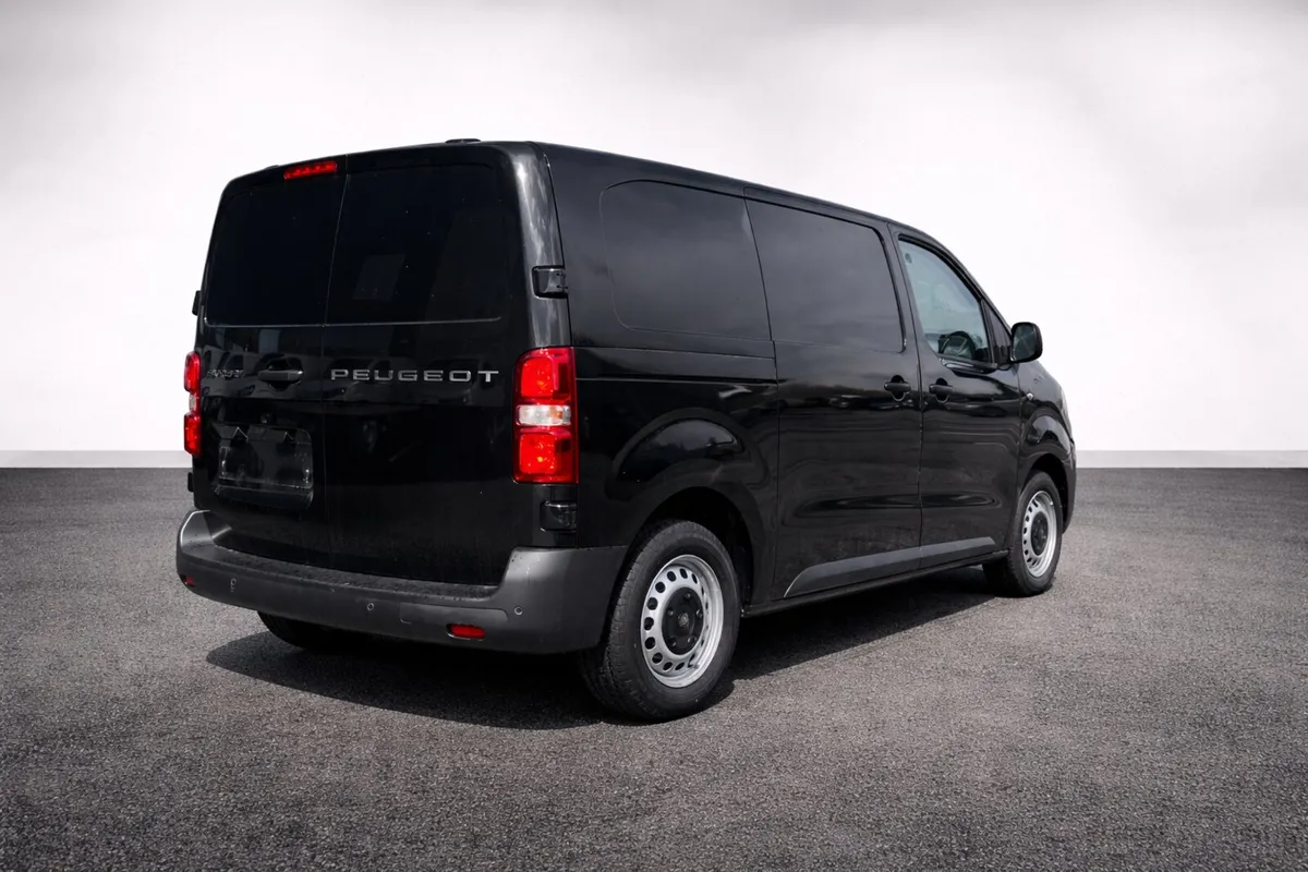 Peugeot Expert Compact Diesel Professional Plus - Image 4