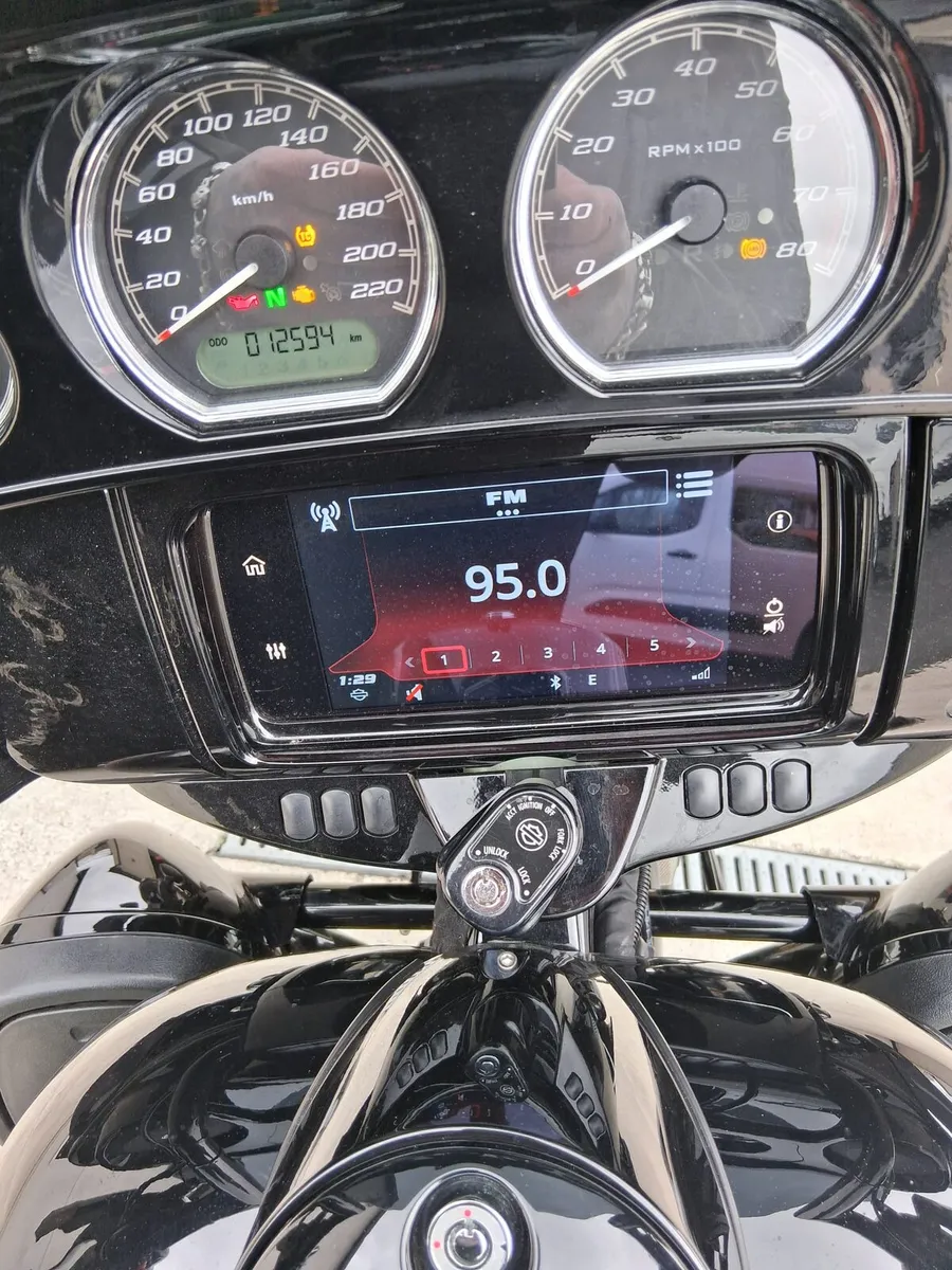 Harvey Davidson street glide - Image 4