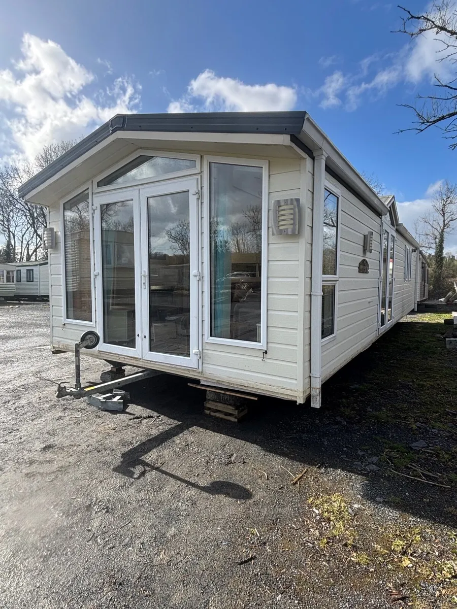 Mobile home - Image 1