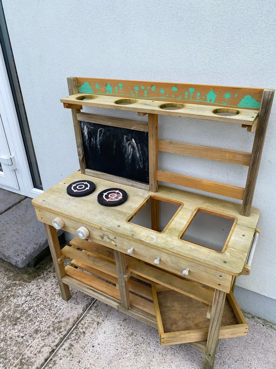 Mud kitchen - Image 1