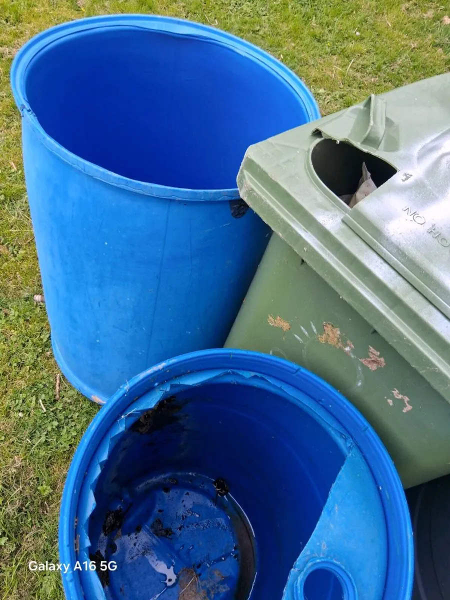 Water barrels - Image 2