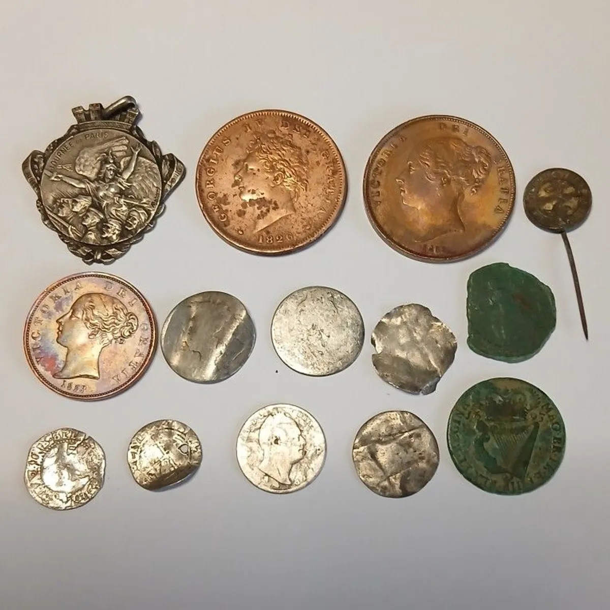 1693 William & Mary Half Penny: Job Lot. - Image 4