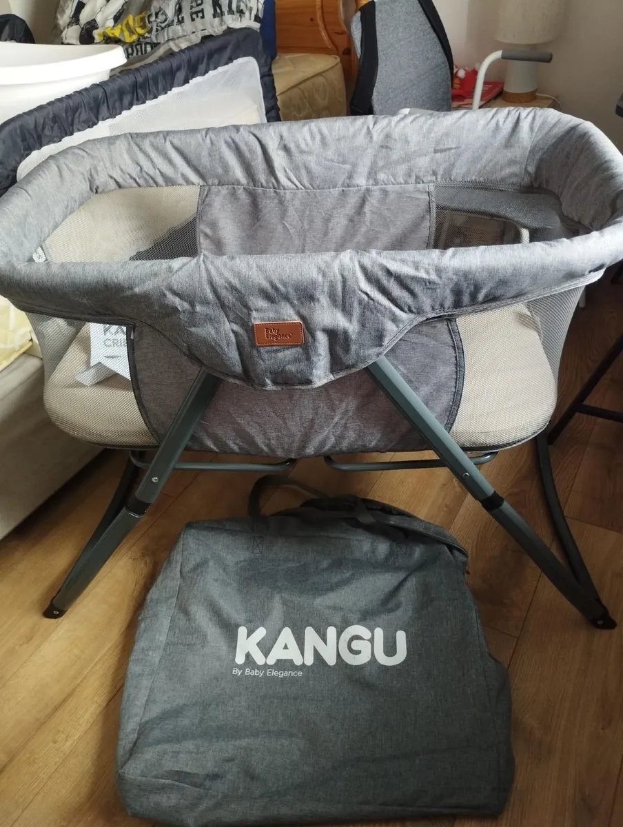 Baby Elegance Kangu Foldable Crib - Image 1