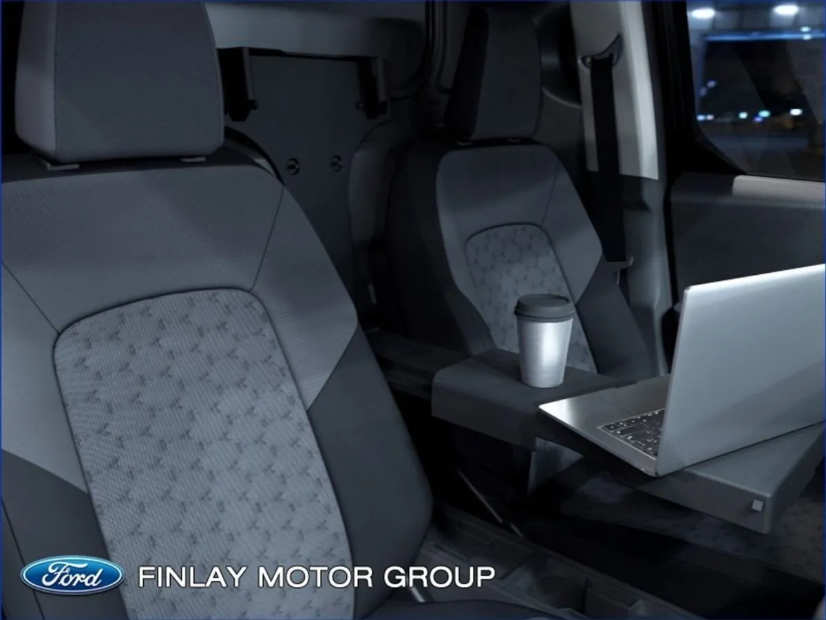 Ford E-Transit Courier - Image 4