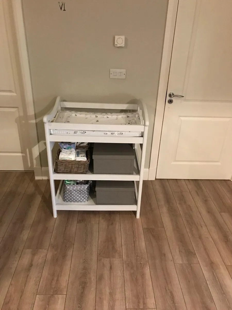 Baby changing table