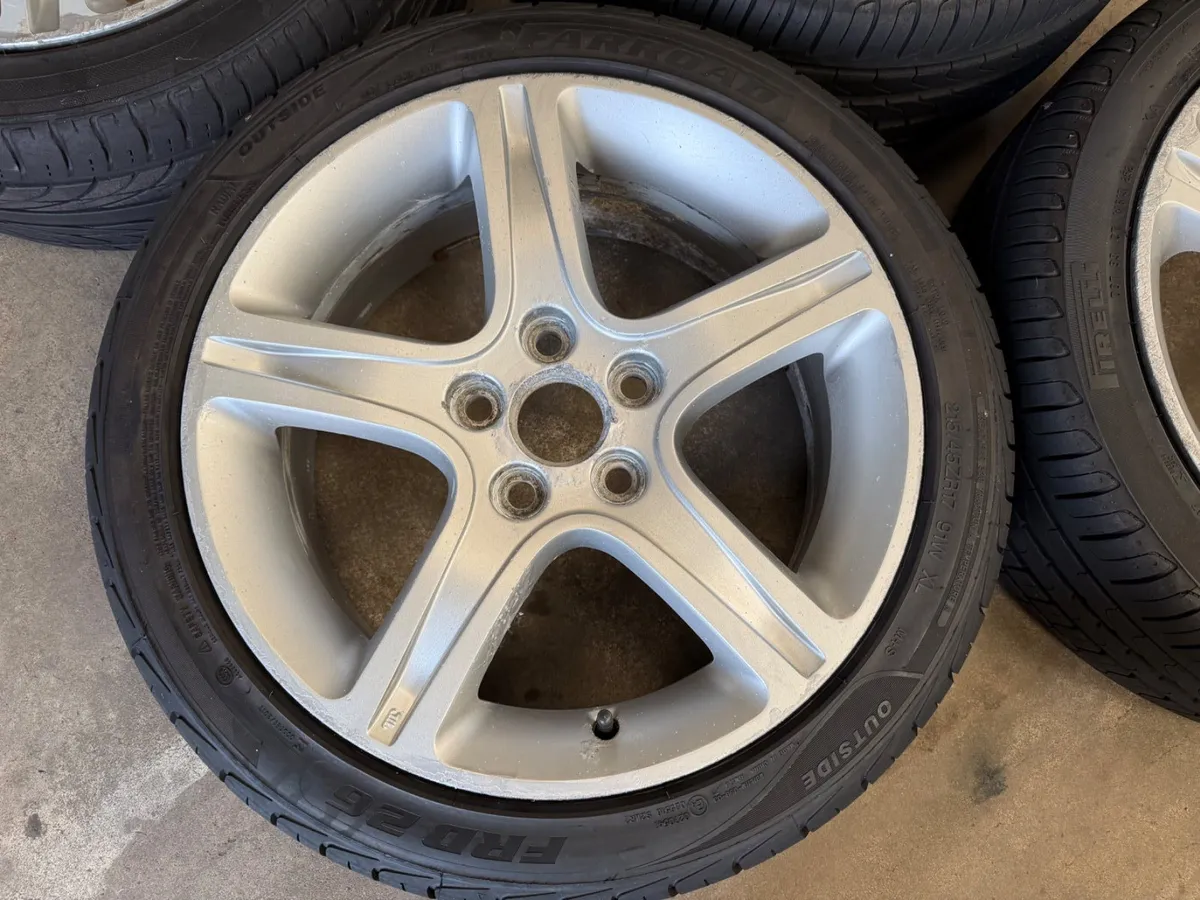 LEXUS IS200 SPORT ALLOYS - Image 4