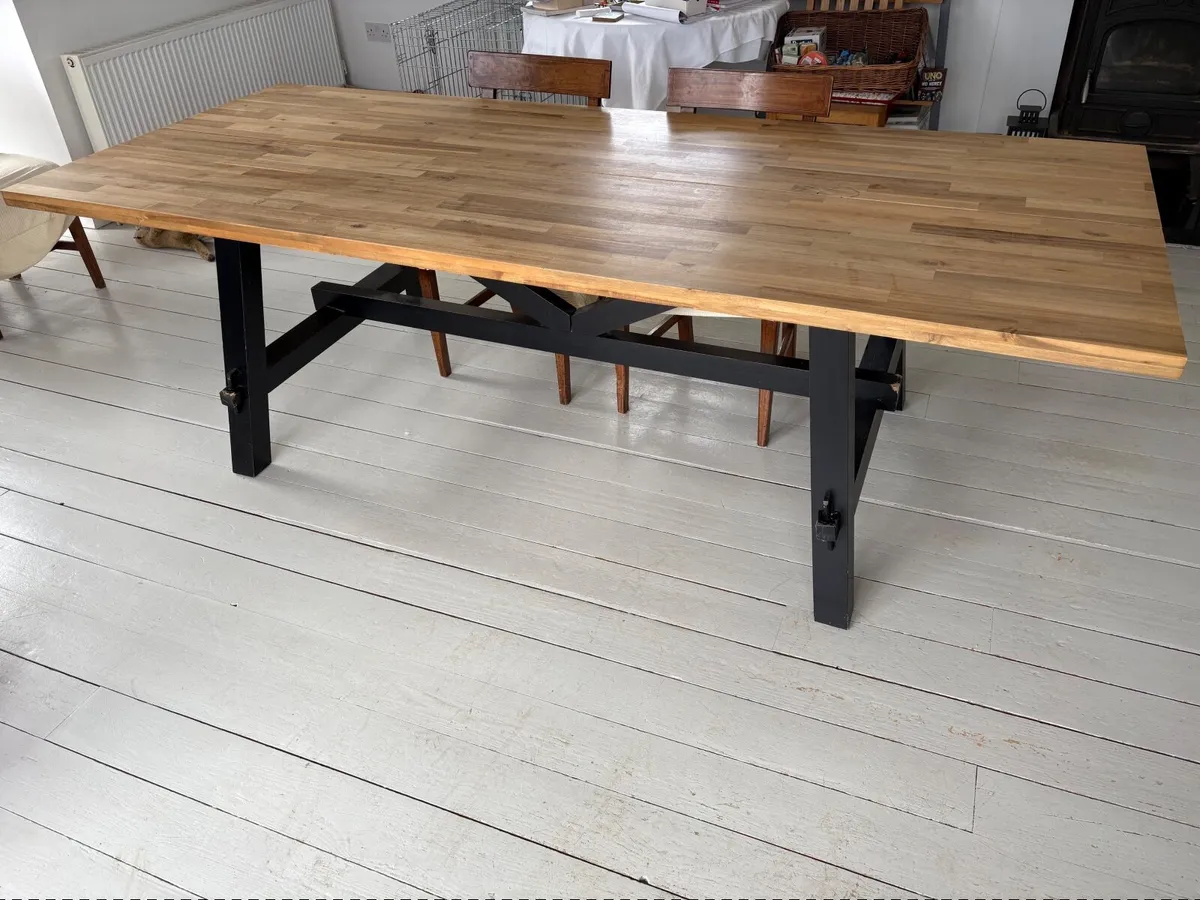 Kitchen table - Image 3